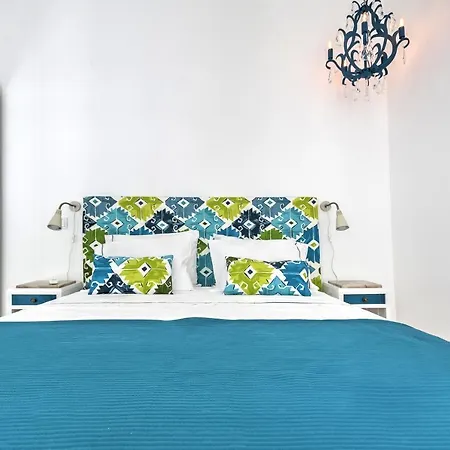 Blue Barqueta Apartment